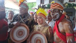 Ini Agenda Prosesi Adat Menyambut Gubernur dan Wagub Papua di Perayaan Pesta Rakyat