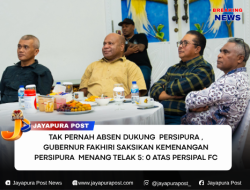 Tak Pernah Absen Dukung  Persipura , Gubernur Fakhiri Saksikan Kemenangan Persipura  Menang Telak 5: 0 Atas Persipal FC