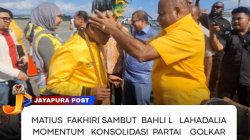 Matius Fakhiri Jemput Bahlil Lahadalia Di Sentani, Momentum Konsolidasi Golkar Papua Kian Solid